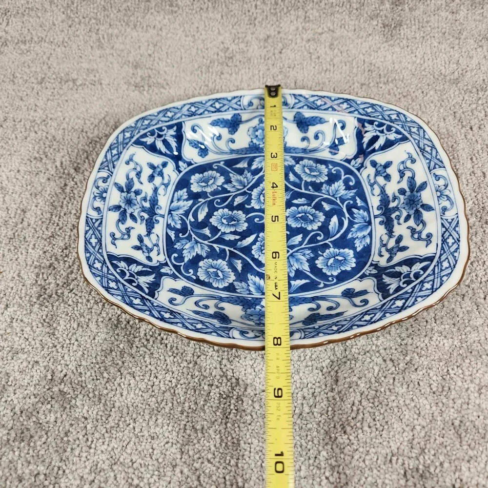 Andrea by Sadek Serving Bowl Blue White Floral Scalloped Gold Rim‎ Japan 9.25
